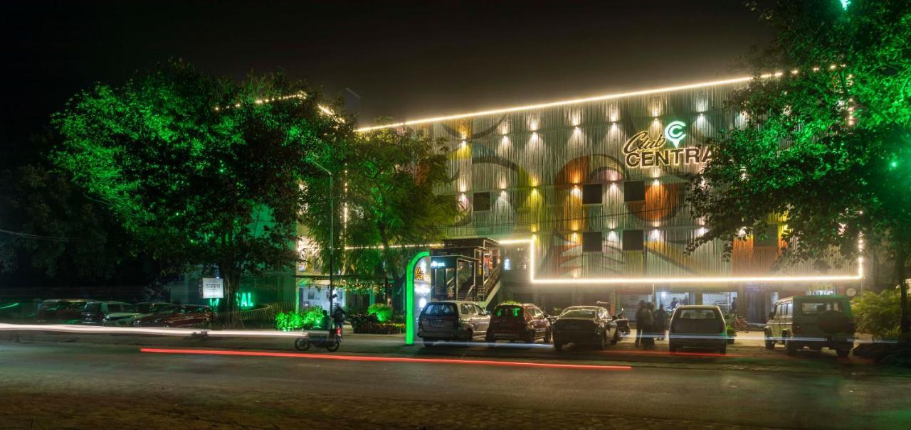 Club Central Bolpur Ngoại thất bức ảnh